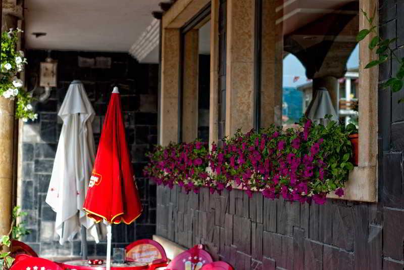 Hotel Rio Cea Puente Almuhey Exterior foto